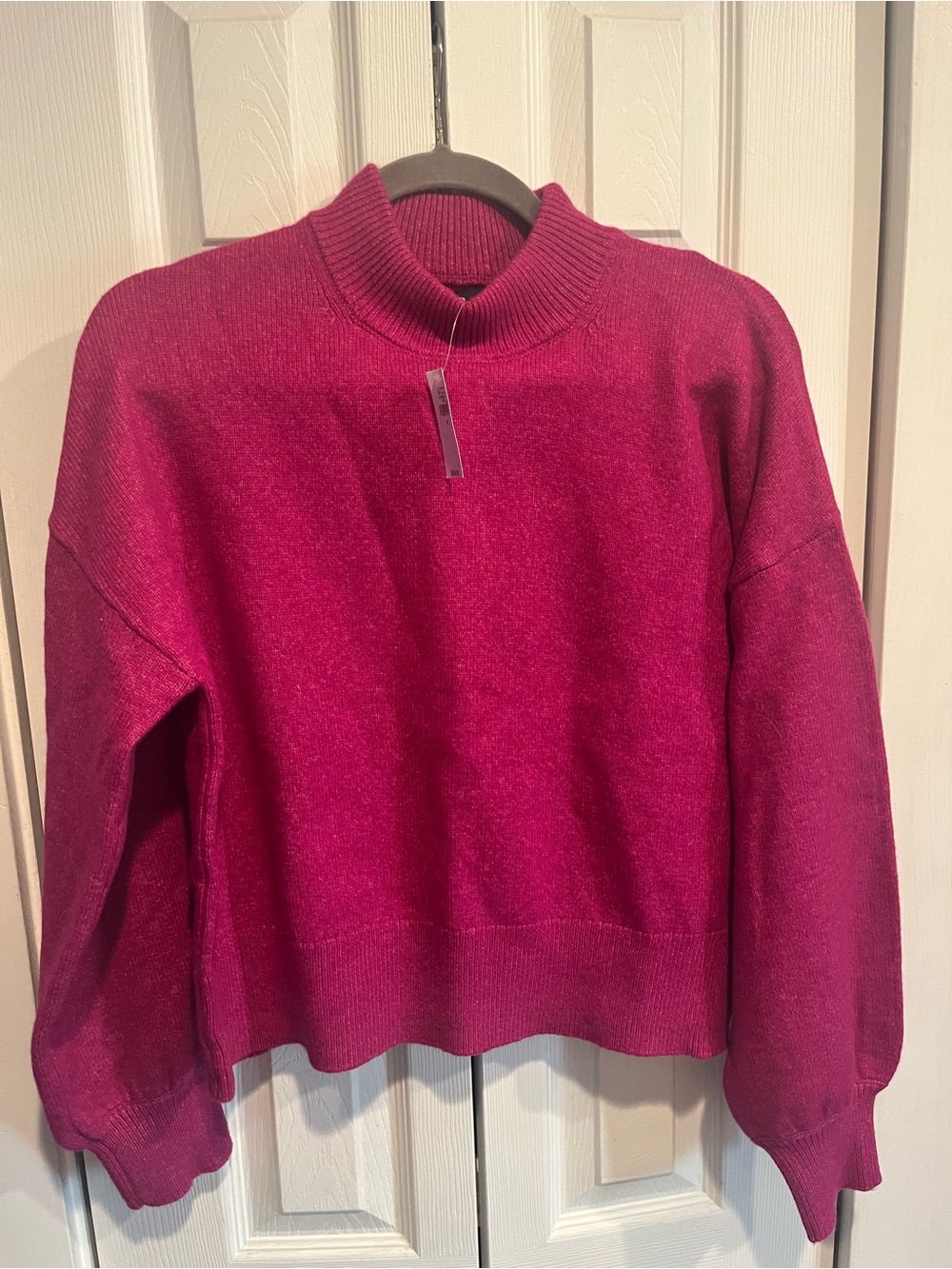 GAP Women's Magenta Cowl Neck Sweater Sz S NWT